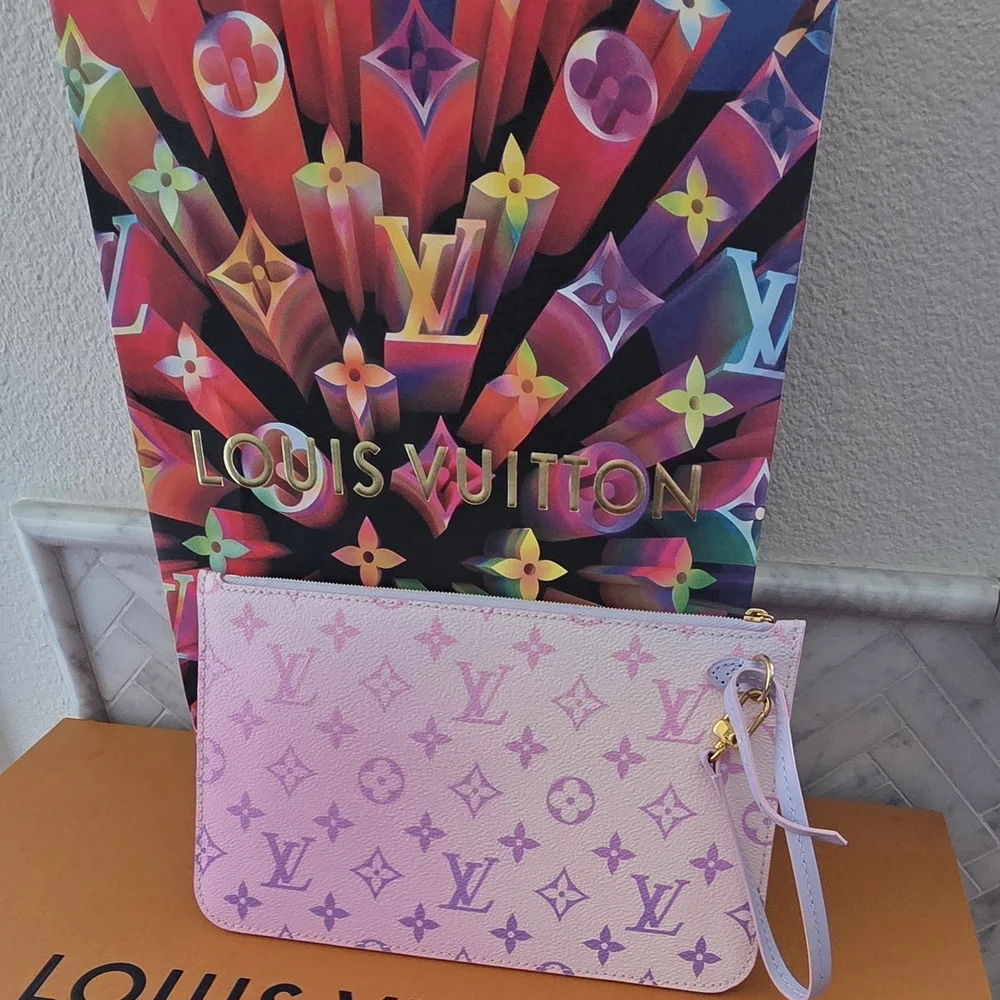 Limited Edition SUNRISE Louis Vuitton Wristlet! Never Carried! - Picture 2 of 7
